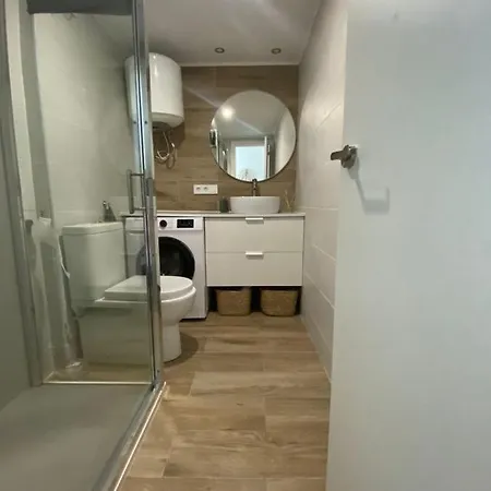 Ingrid Apartment *